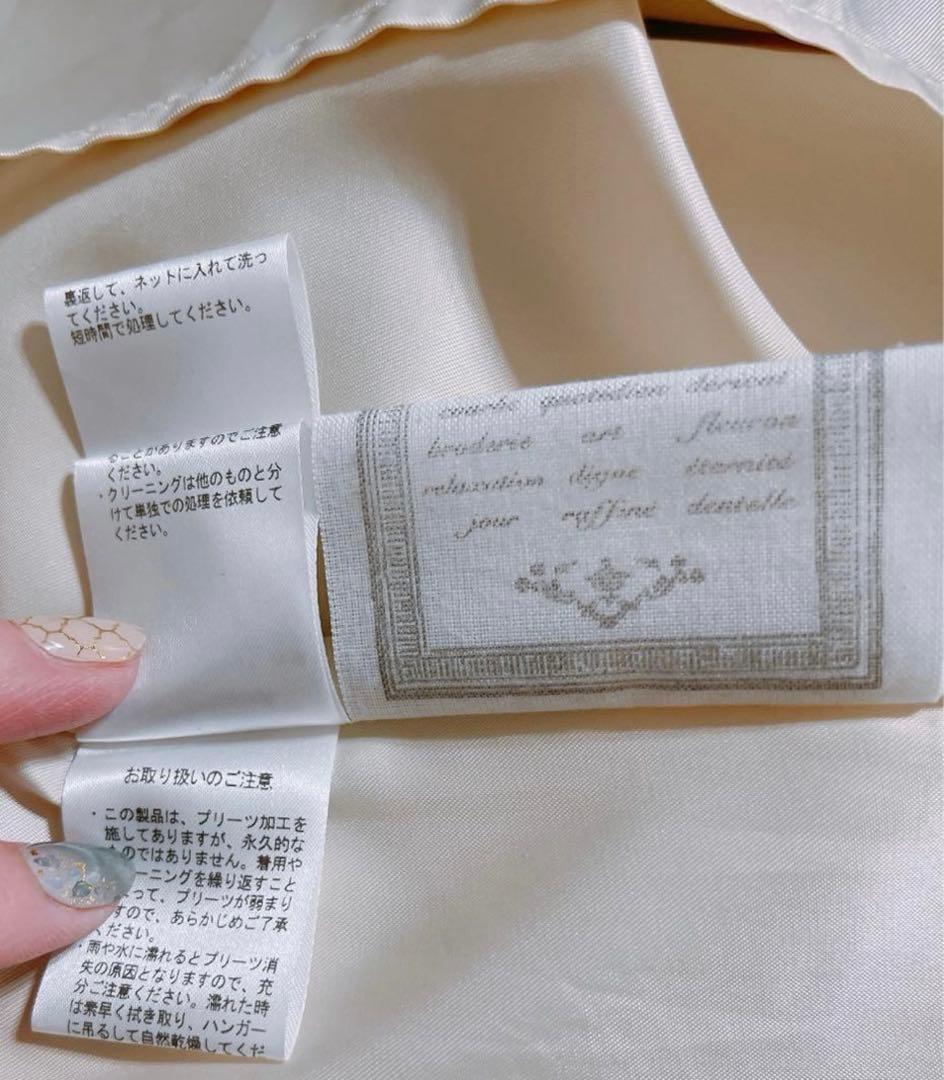 数回着用✳︎プリーツティアードスカート✳︎ホワイト✳︎複数購入でお値下げします！