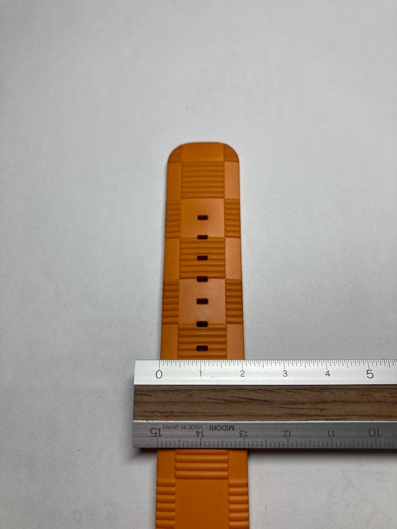 LOUIS VUITTON ラバーベルト オレンジ