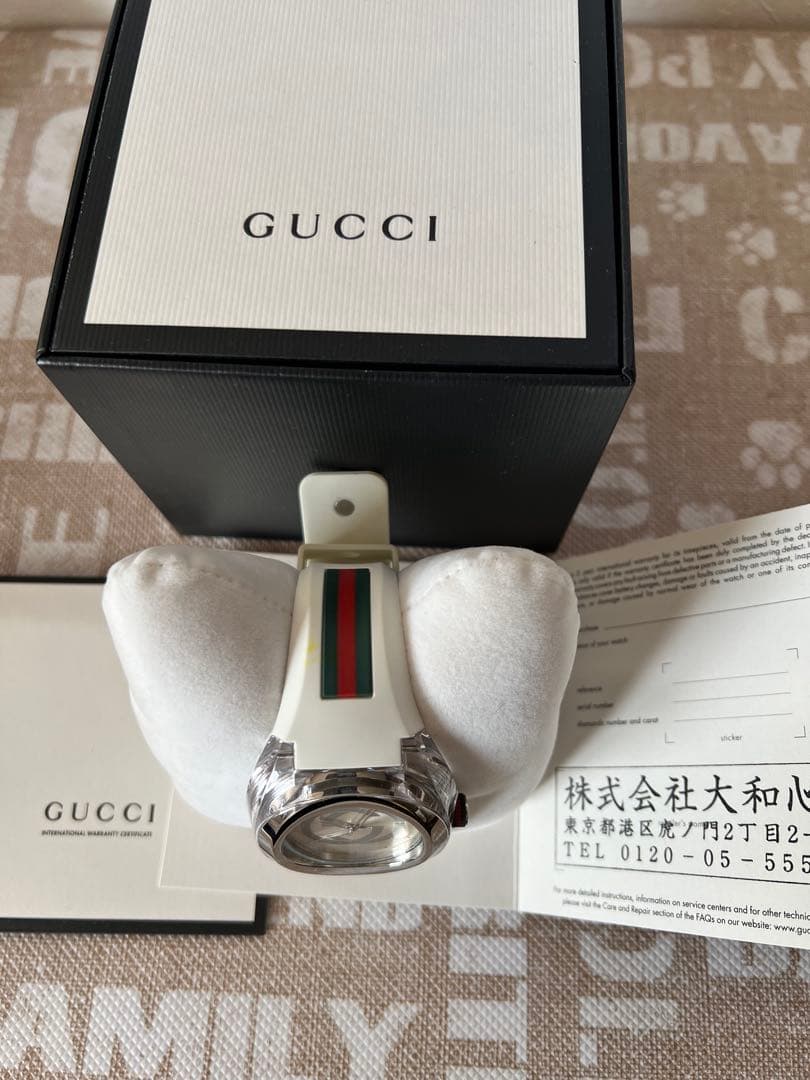 GUCCI ストライプデザイン 時計