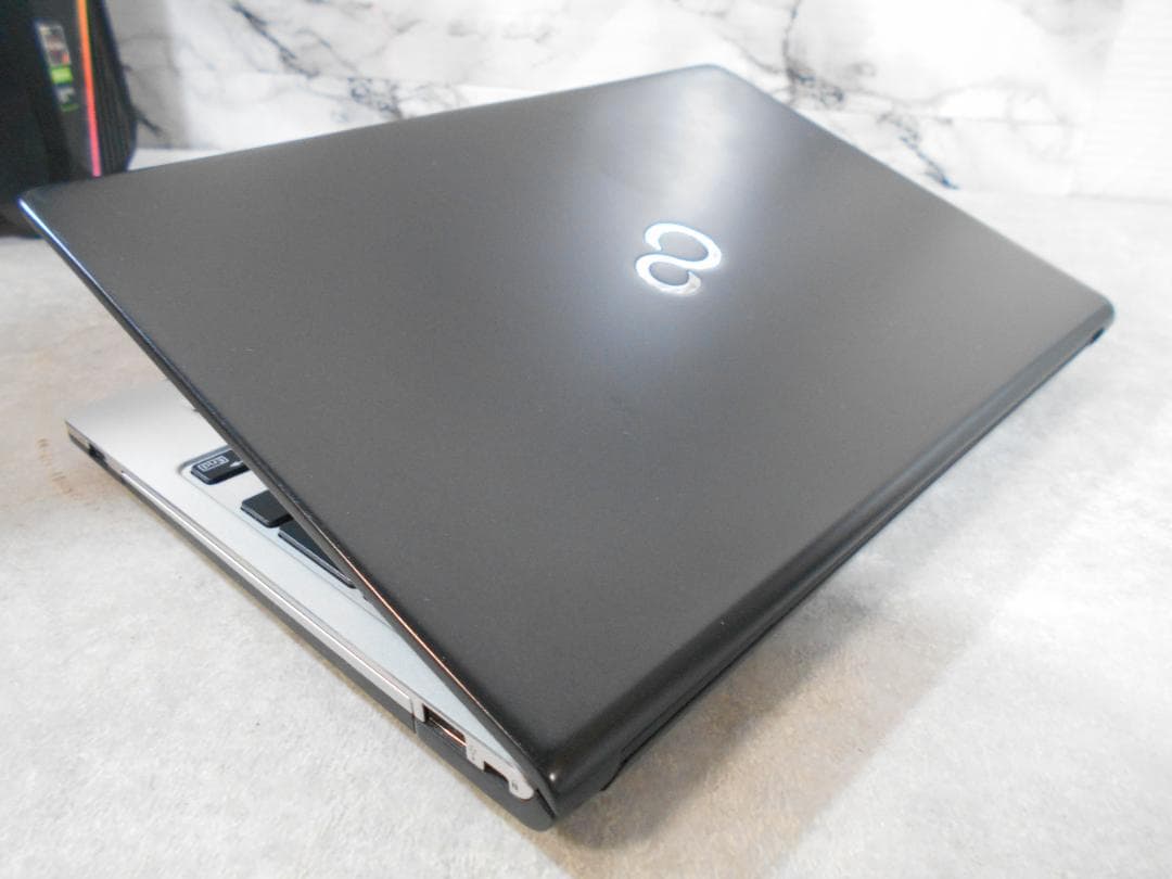 ノートパソコン 富士通 Windows11