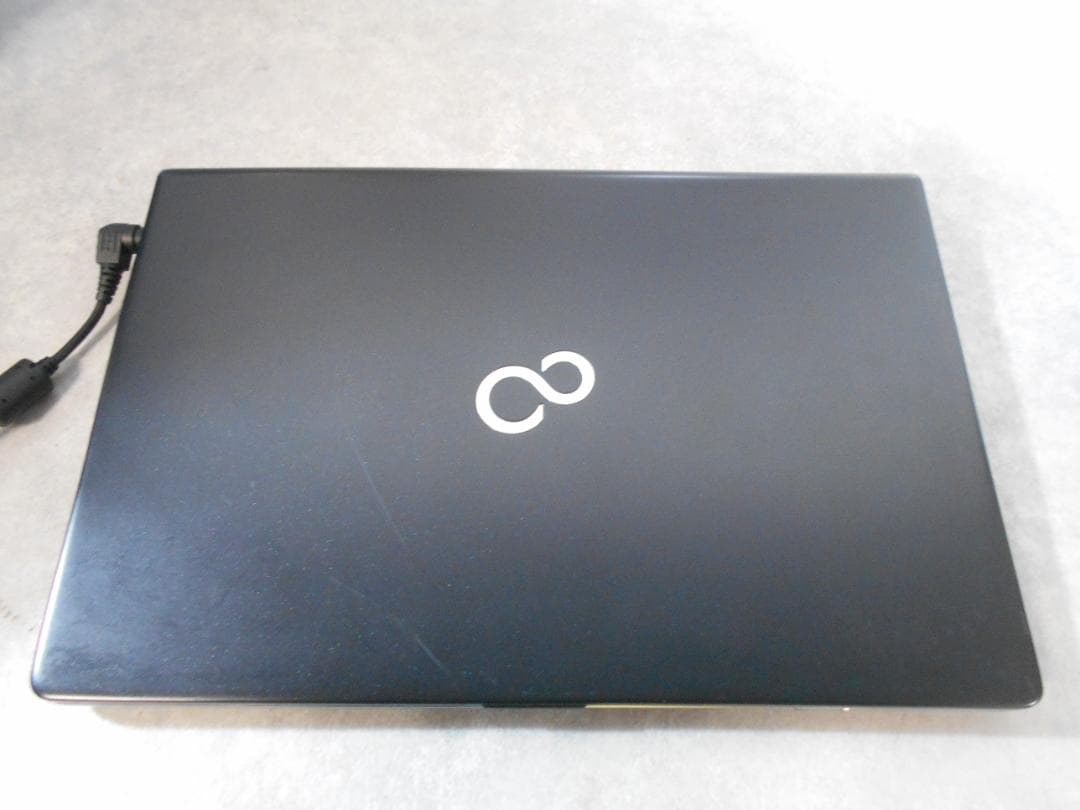 ノートパソコン 富士通 Windows11