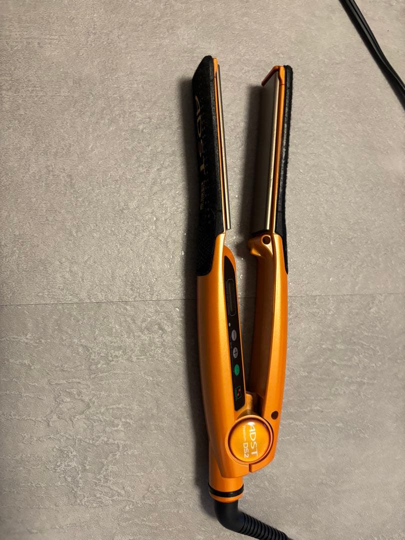 ADST ヘアアイロン