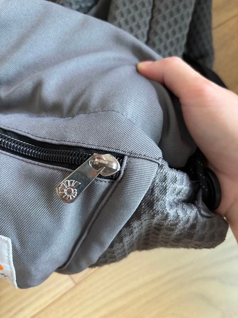 エルゴベビー　OMNI Breezeオムニブリーズ グラファイトグレー