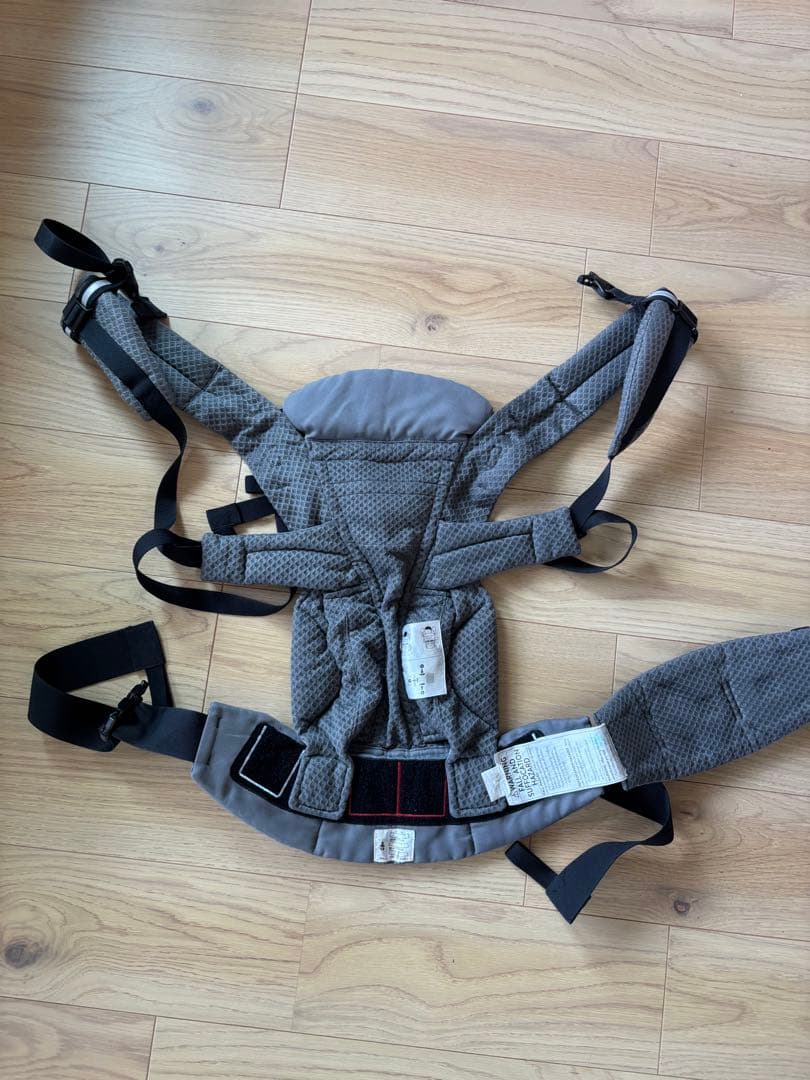 エルゴベビー　OMNI Breezeオムニブリーズ グラファイトグレー