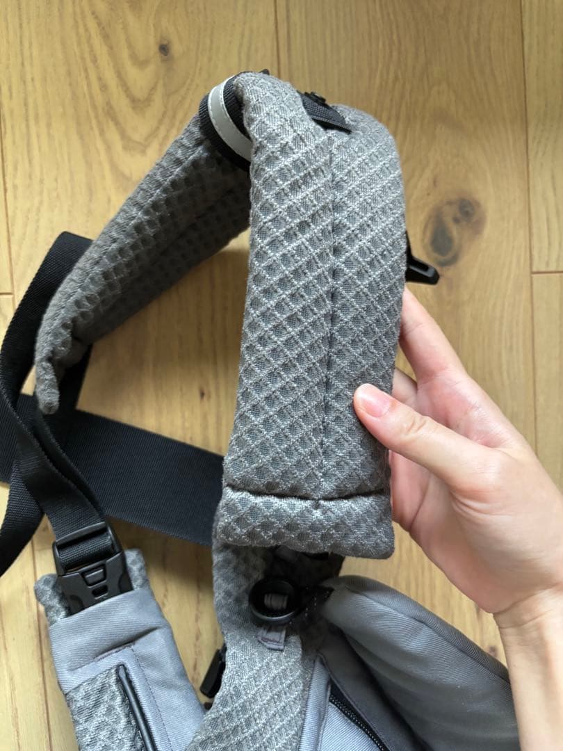 エルゴベビー　OMNI Breezeオムニブリーズ グラファイトグレー