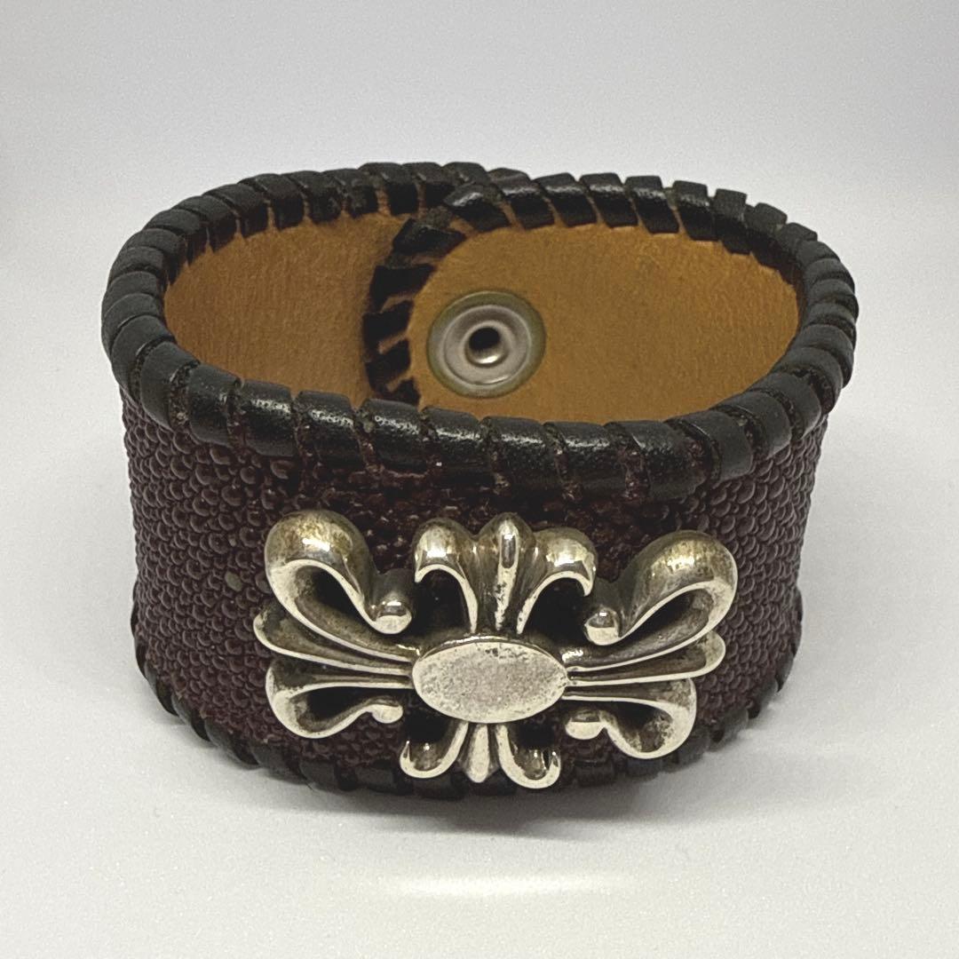 A&G エーアンドジー レザーブレスレット シルバー クロスモチーフ