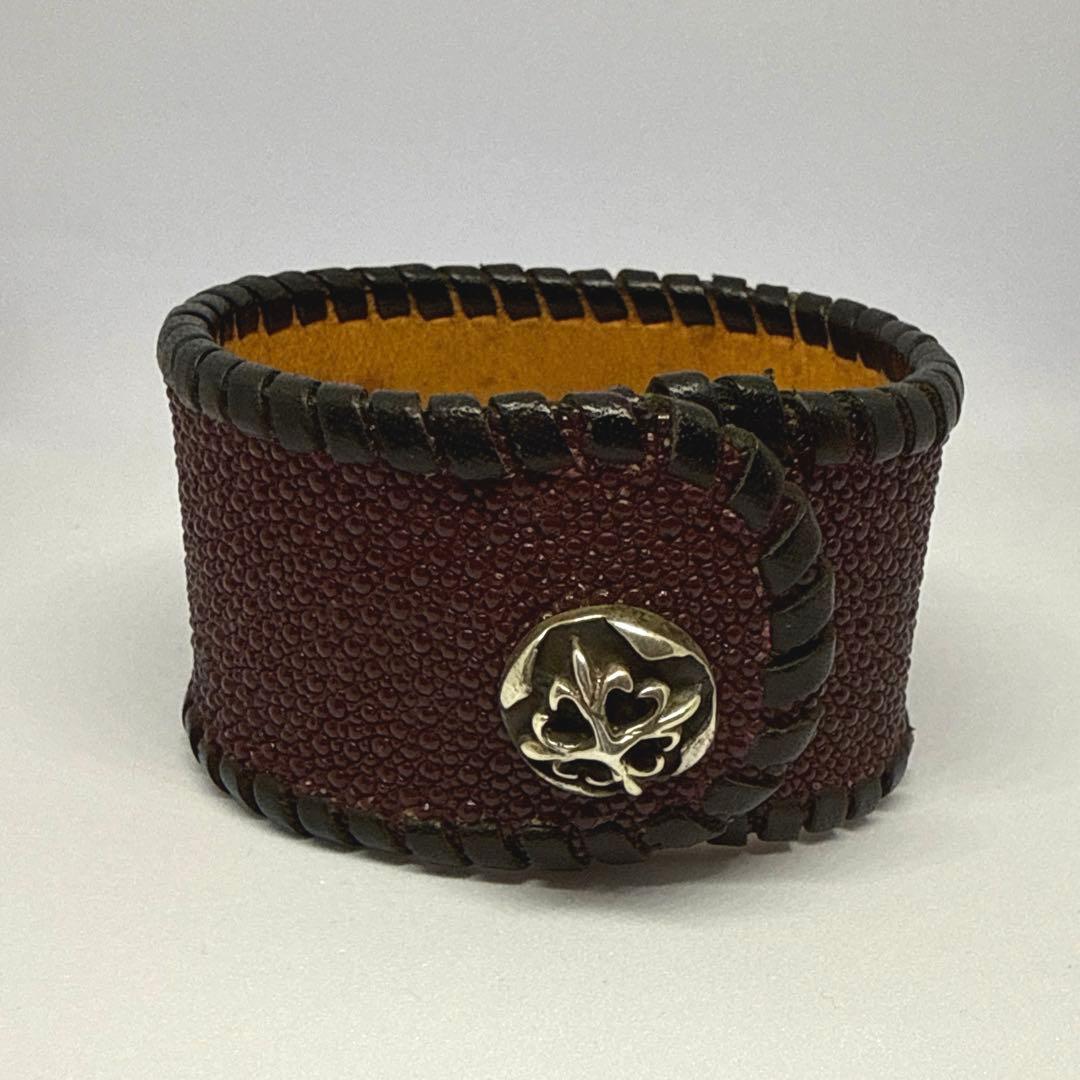 A&G エーアンドジー レザーブレスレット シルバー クロスモチーフ