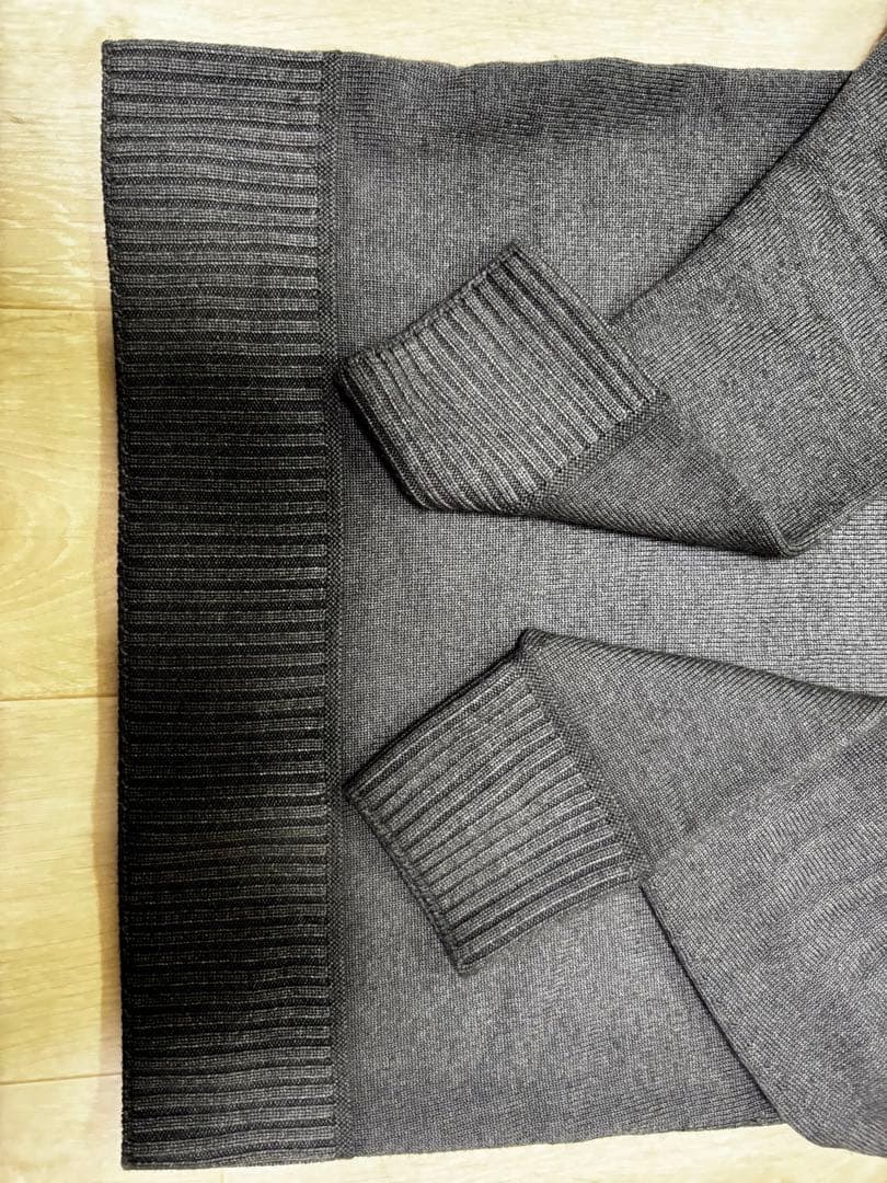 【ドルモア】ニット エクストラファインメリノウール グレー 46