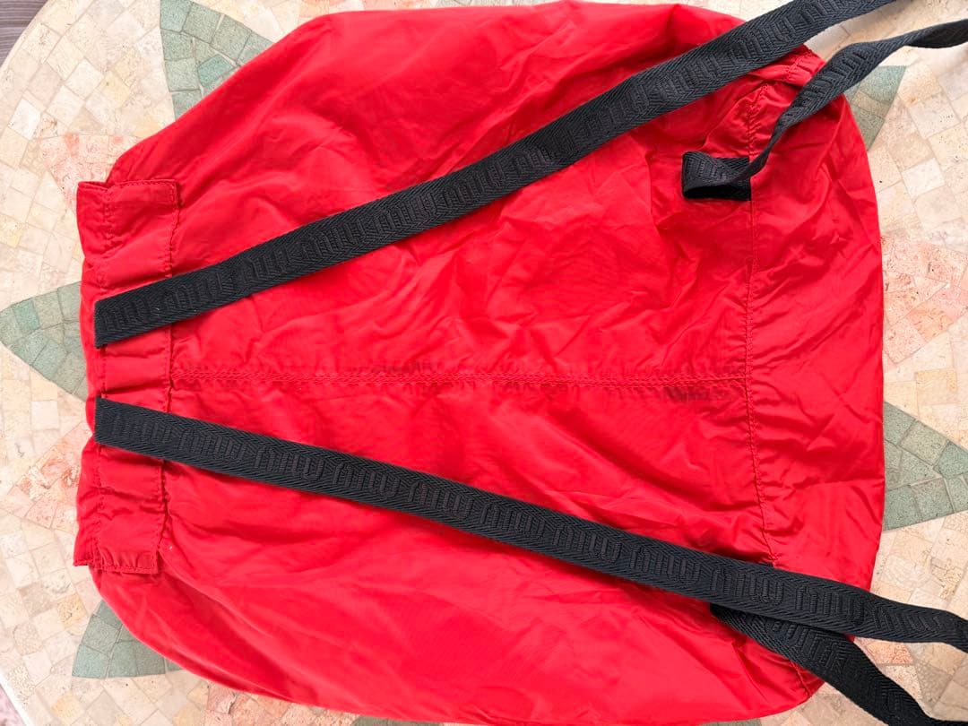 MIU MIU レッドバックパック