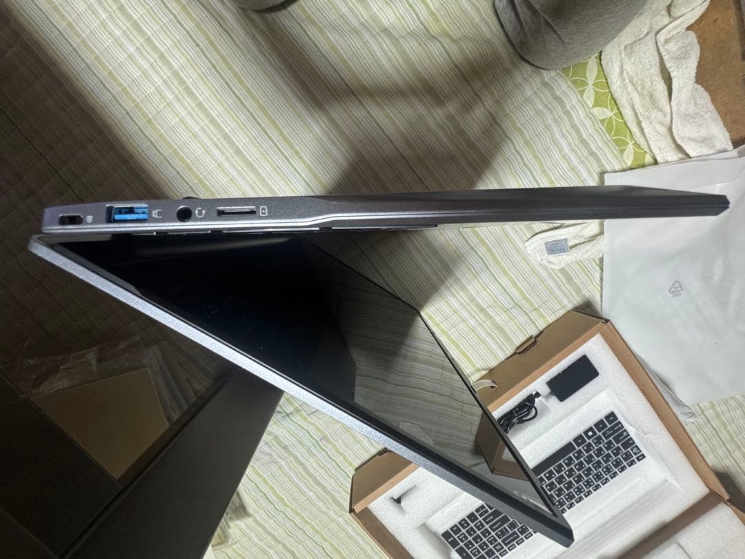 Windowsノート本体 BMAX X15. PRO