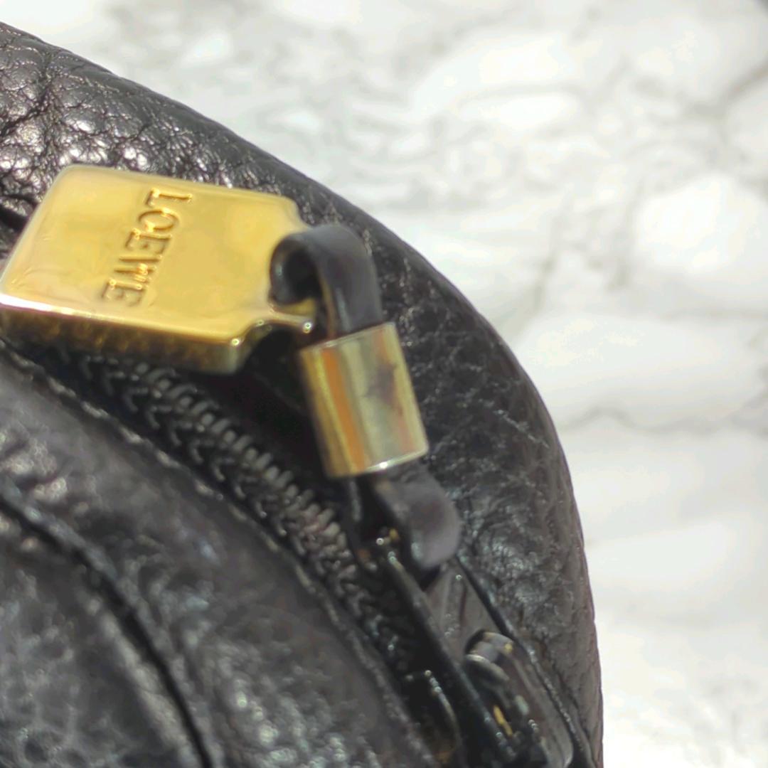 [美品]　LOEWE ロエベ アナグラム ショルダーバッグポシェット ブラック