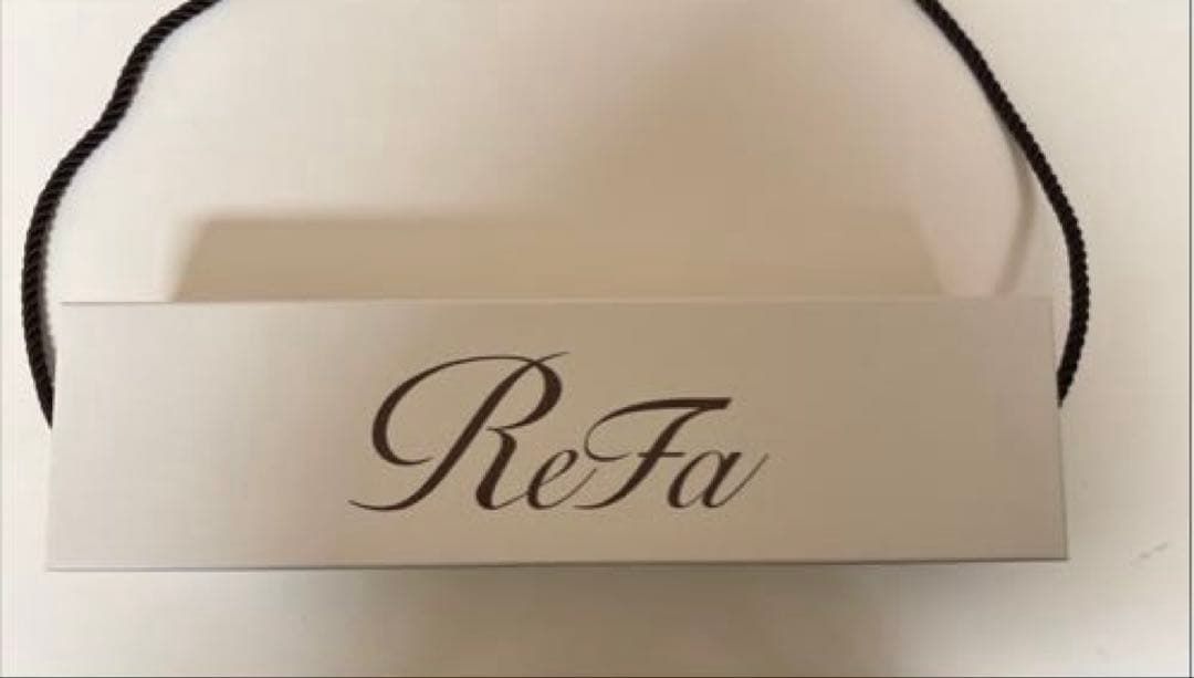 リファ　ストレートアイロンプロアイボリー