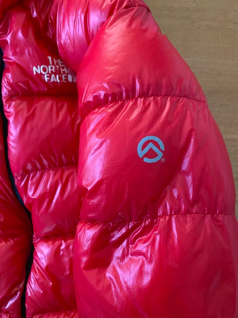 ノースフェイス　ダウンジャケット　アルパインヌプシ　サミットシリーズ　レッド