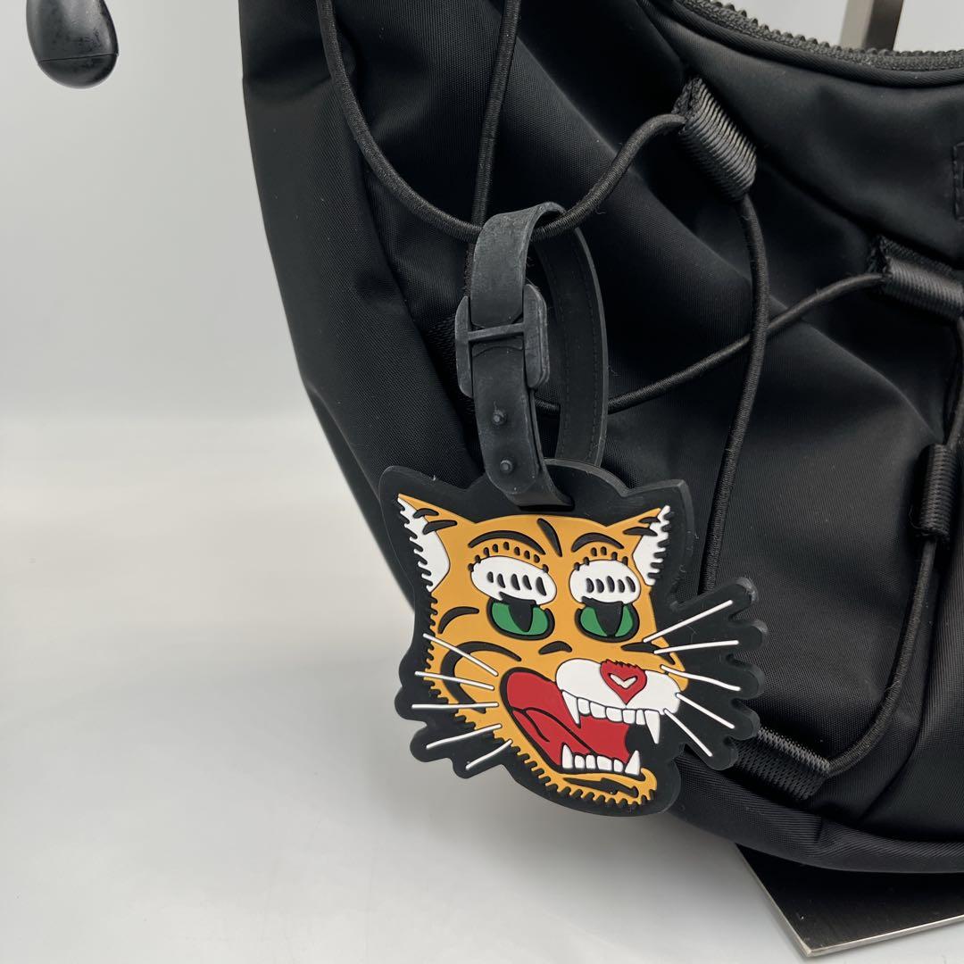 オニツカタイガー スモールメッセンジャーバッグ