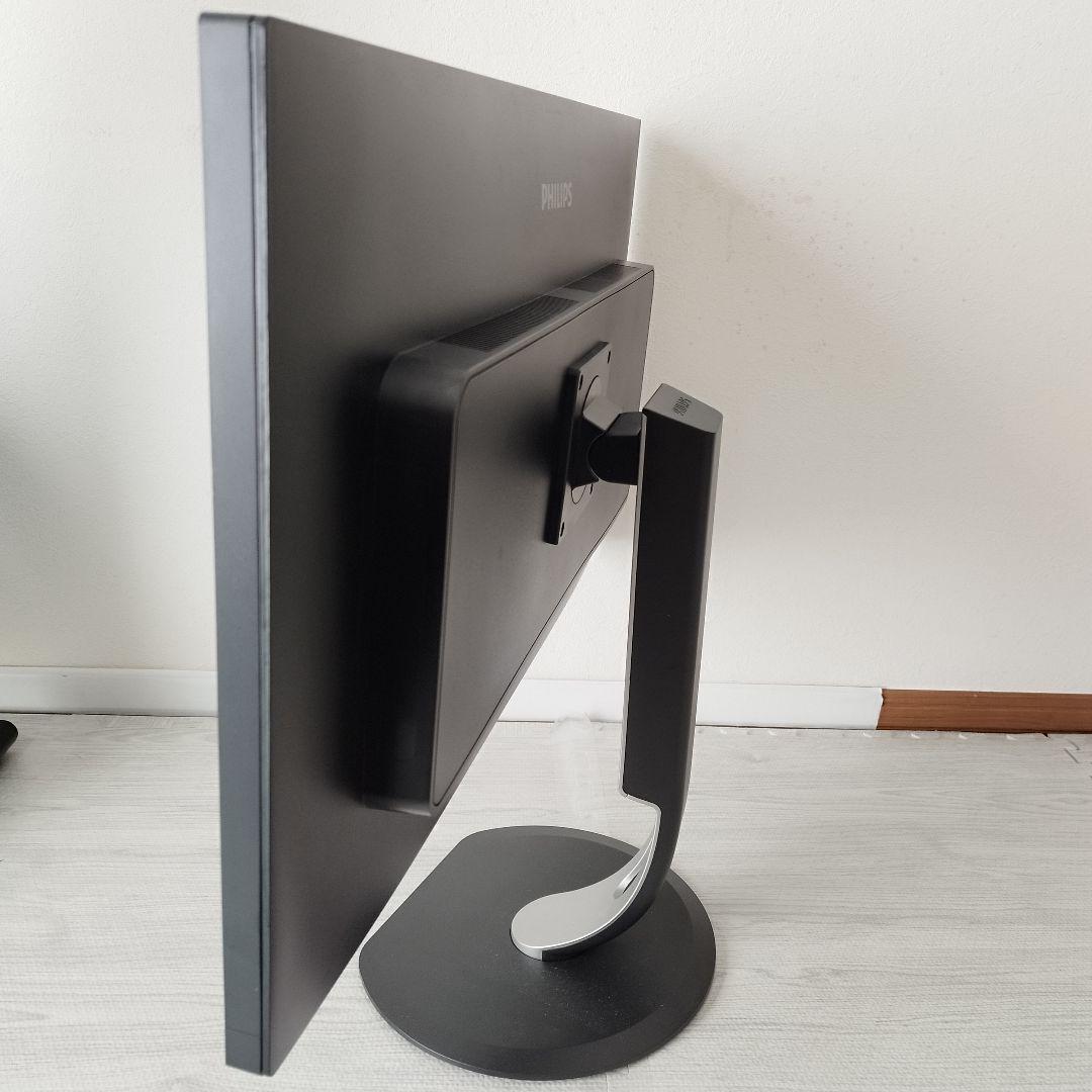 PHILIPS ディスプレイ 31.5 WQHD 2560x1440