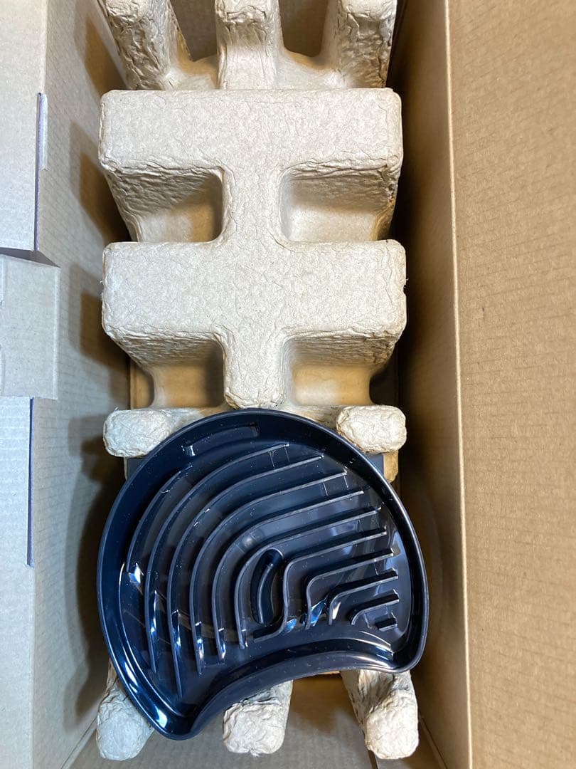 ネスカフェ ドルチェグスト Genio S Basic　ジェニオエスベーシック