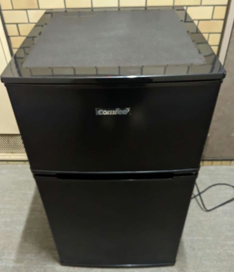 米ちゃん★2022年製 Comfee 90L 2ドア【RCT90BL】美品