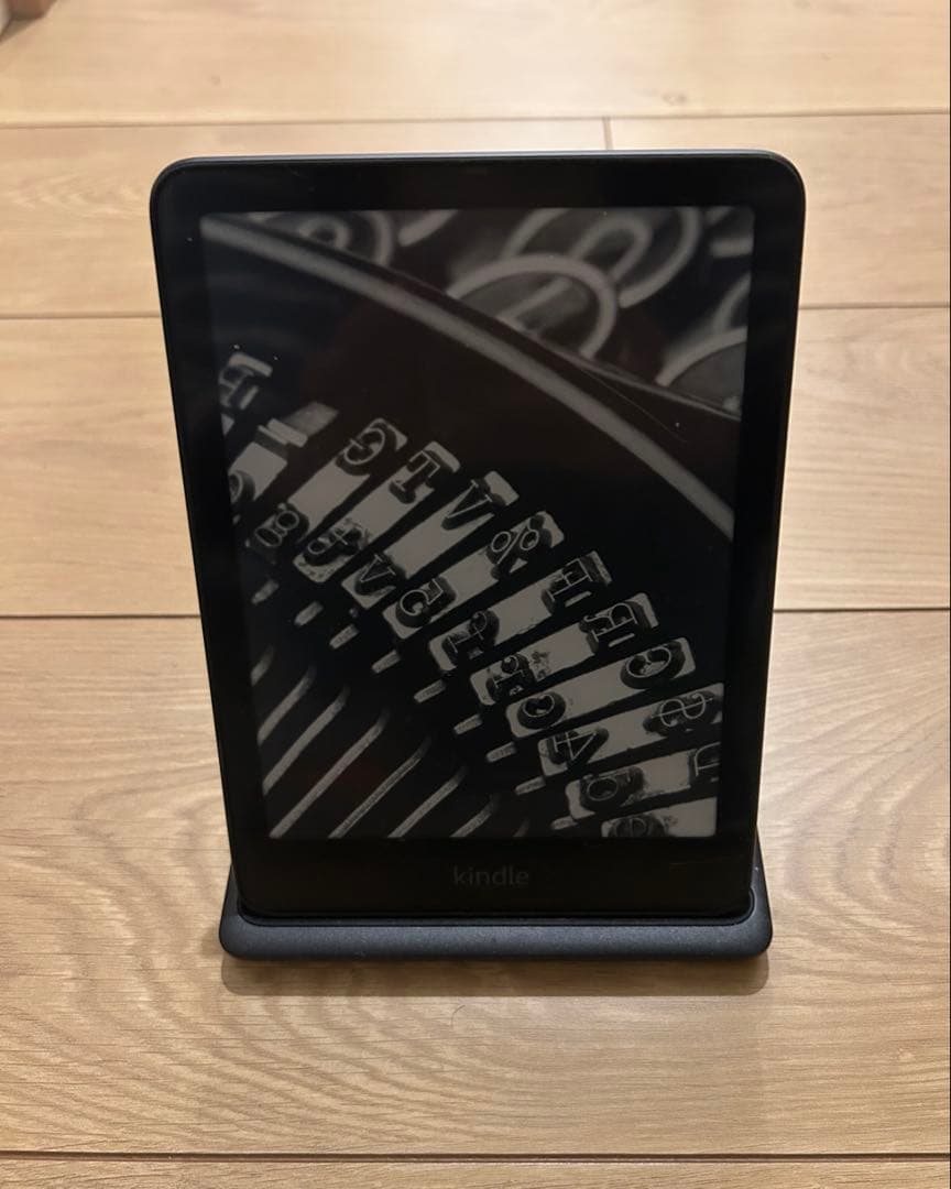 タイムセール 未使用に近い　6インチ ブラック スタンド付き