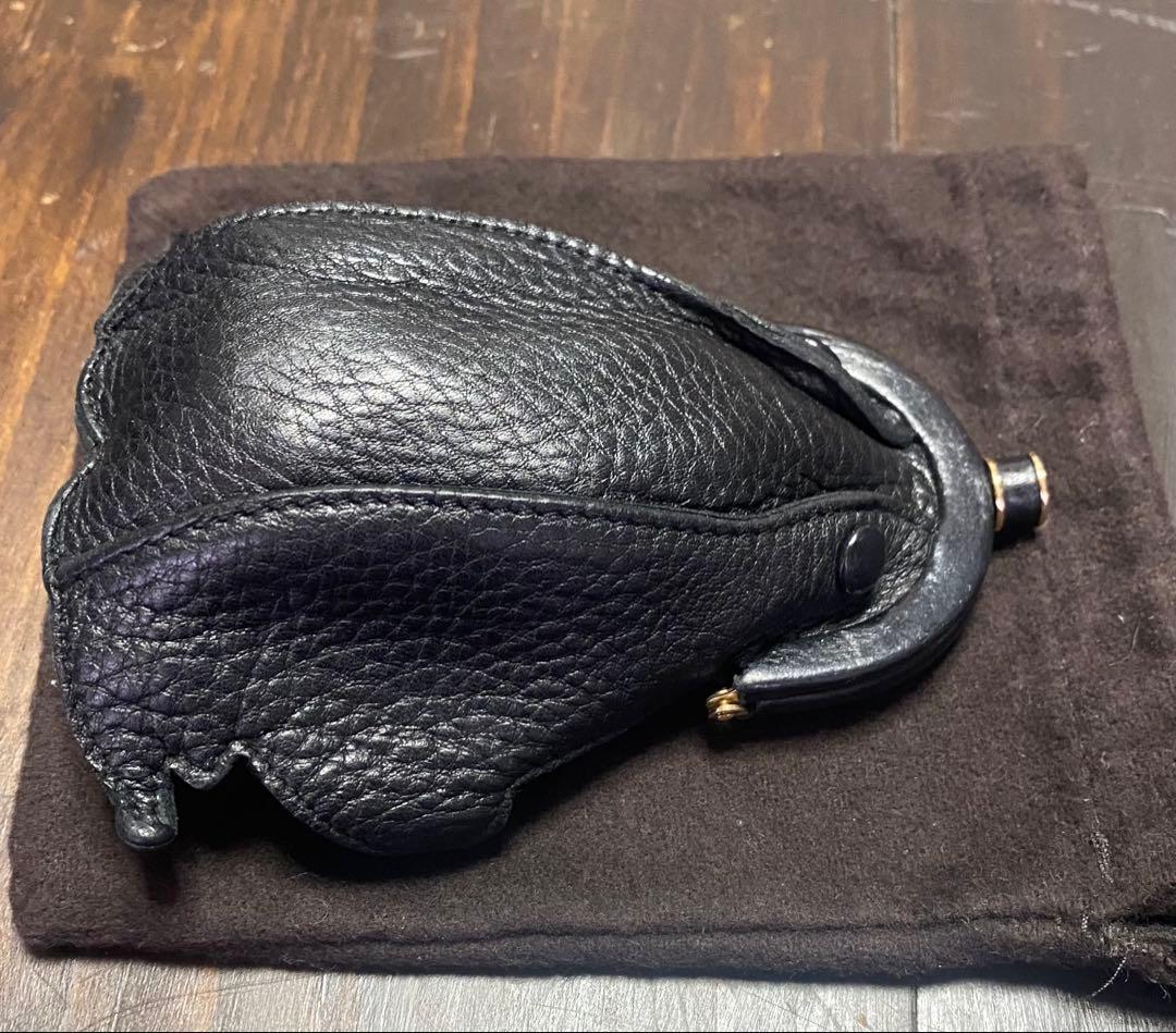 BOTTEGA VENETA ブラックレザー ケース　フロッグ　ガマグチ