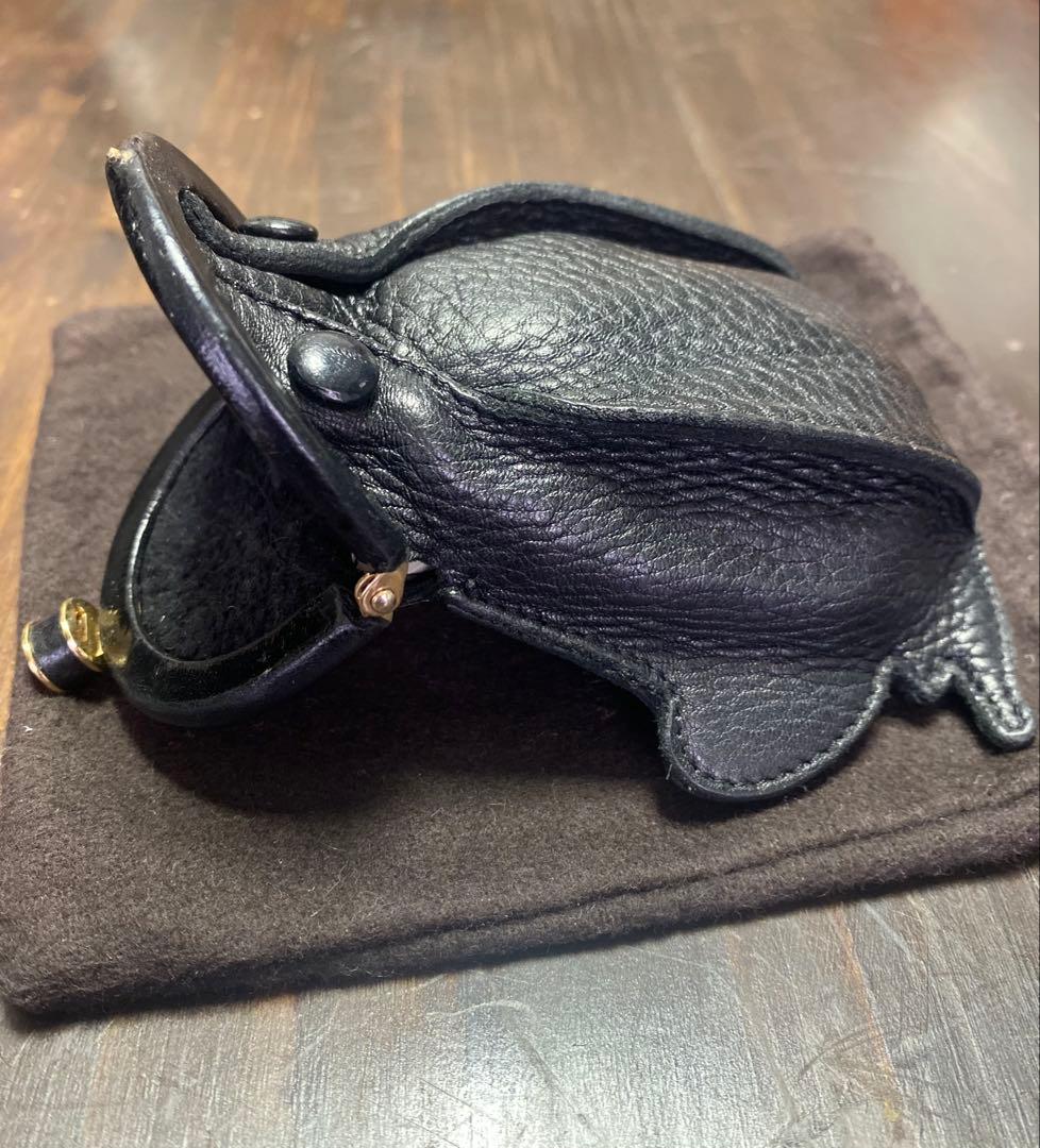 BOTTEGA VENETA ブラックレザー ケース　フロッグ　ガマグチ