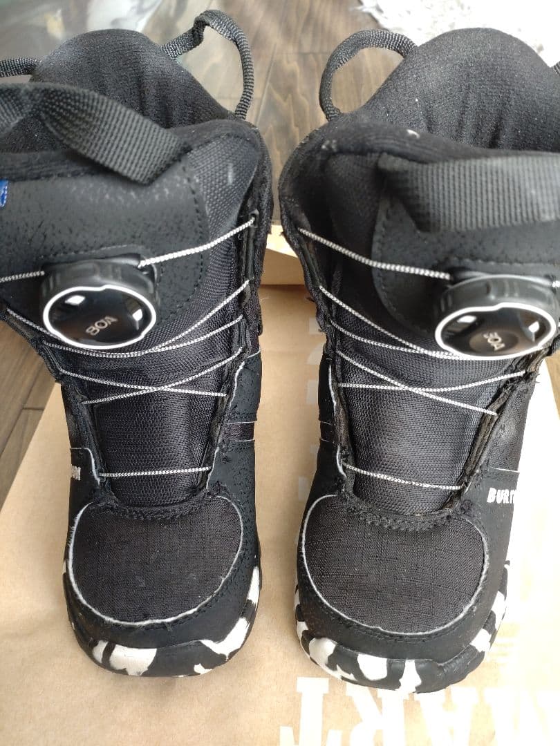 キッズスノボブーツ18.5センチ