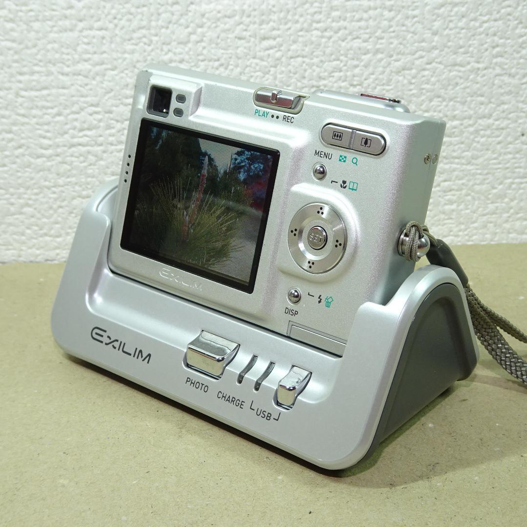 カシオ EXILIM EX-Z4 オールドコンデジ デジカメ バッテリー2個付き