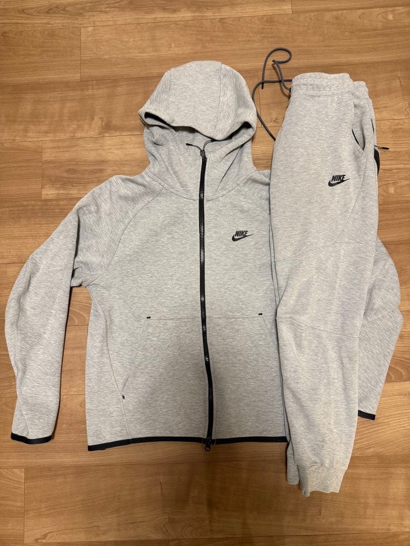 Nike ナイキ　テックフリース セットアップ　上M 下S