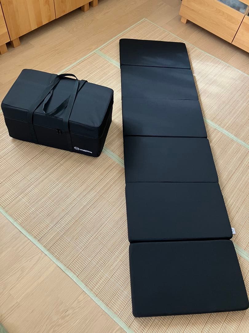 ★marru★ マツダ純正ベッドクッション ブラック 収納ケース付　1枚②