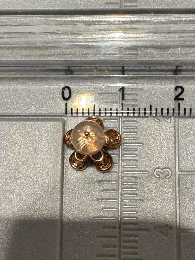 三*会様 MIO HARUTAKA ミオハルタカ　お花ピアス　片方用