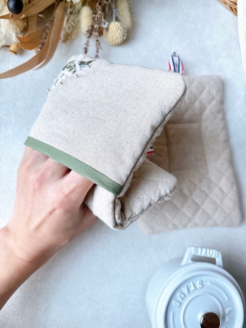 【みるく】パクパク四角ミトン　マルチクロス40cm四方　ねこ　すずらん