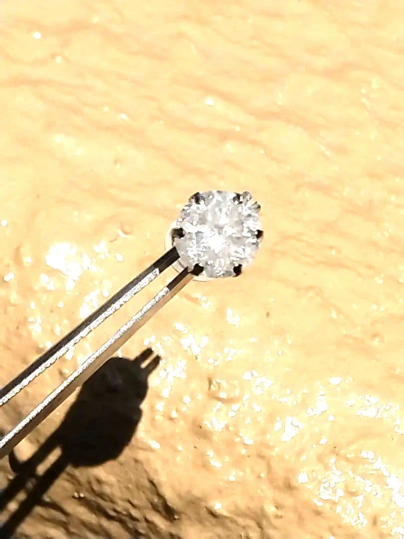 hiro 1カラットダイヤモンドピアス 片耳用