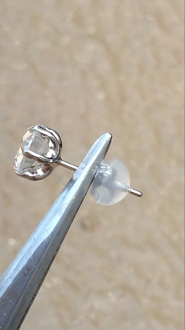 hiro 1カラットダイヤモンドピアス 片耳用