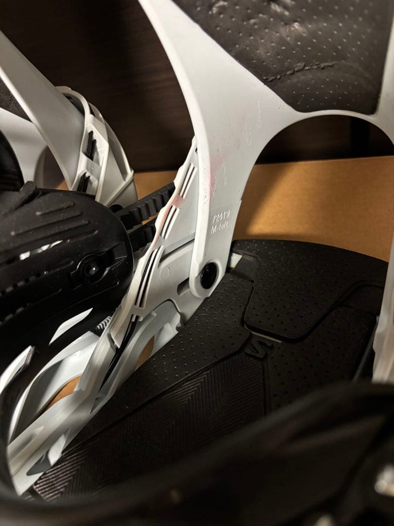 DUSTY サロモン ディストリクト M ビンディング