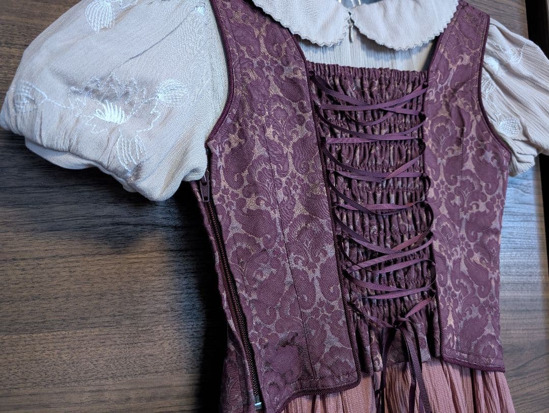 シークレットハニー 白雪姫 仮装ドレス ボロ雪