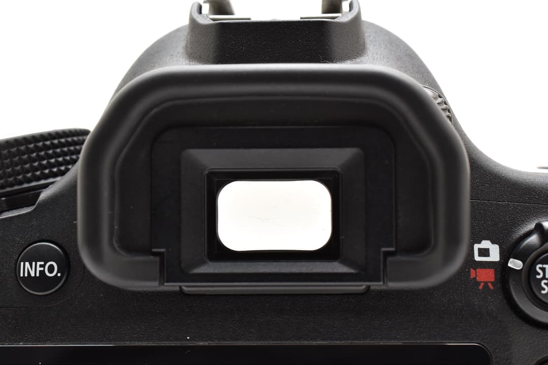 3,909ショット！ Canon EOS 6D Wi-Fi キャノン #8884