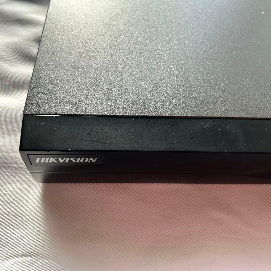 HIKVISION DS-7604NI-K1/4P ネットワークビデオレコーダー