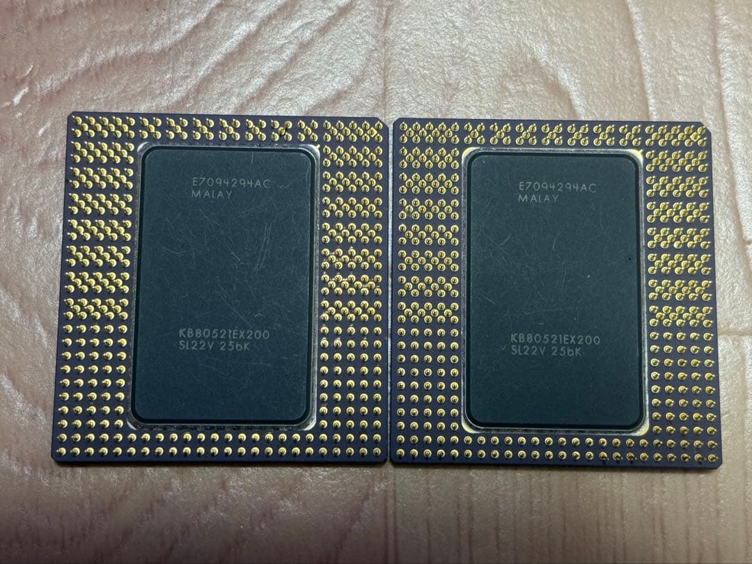 メ*9様 Intel Pentium Pro CPU 2枚セット