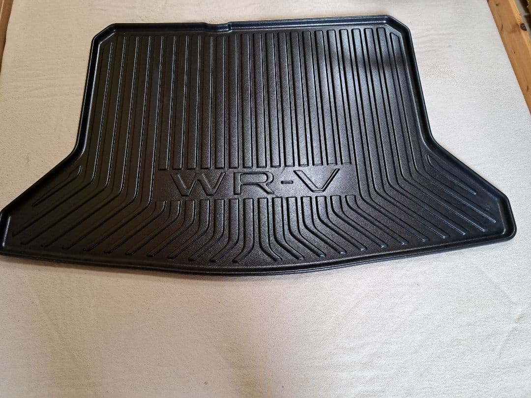 WR-V 防水ラゲージトレー