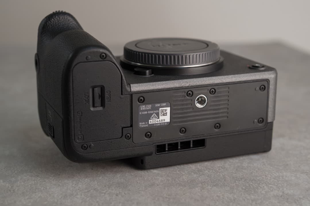 【極美品】SONY FX30 ILME-FX30 Cinema Line