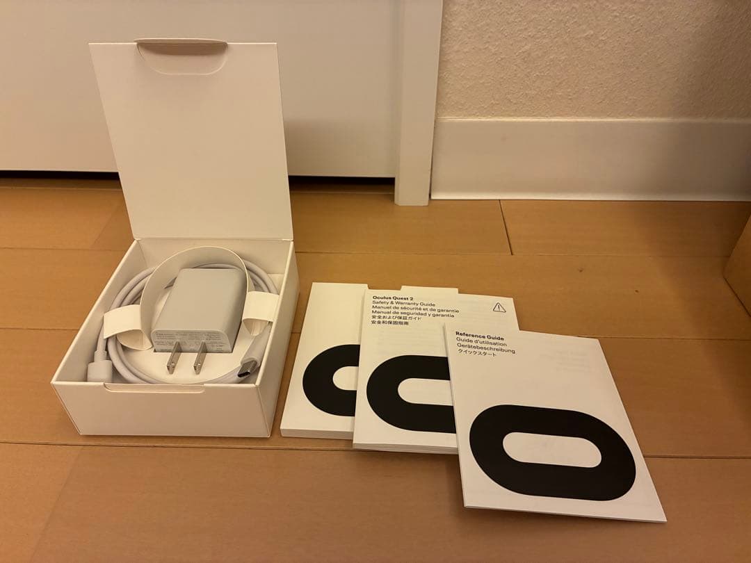 [箱付/動作品] Quest 2 128GB VRヘッドセット