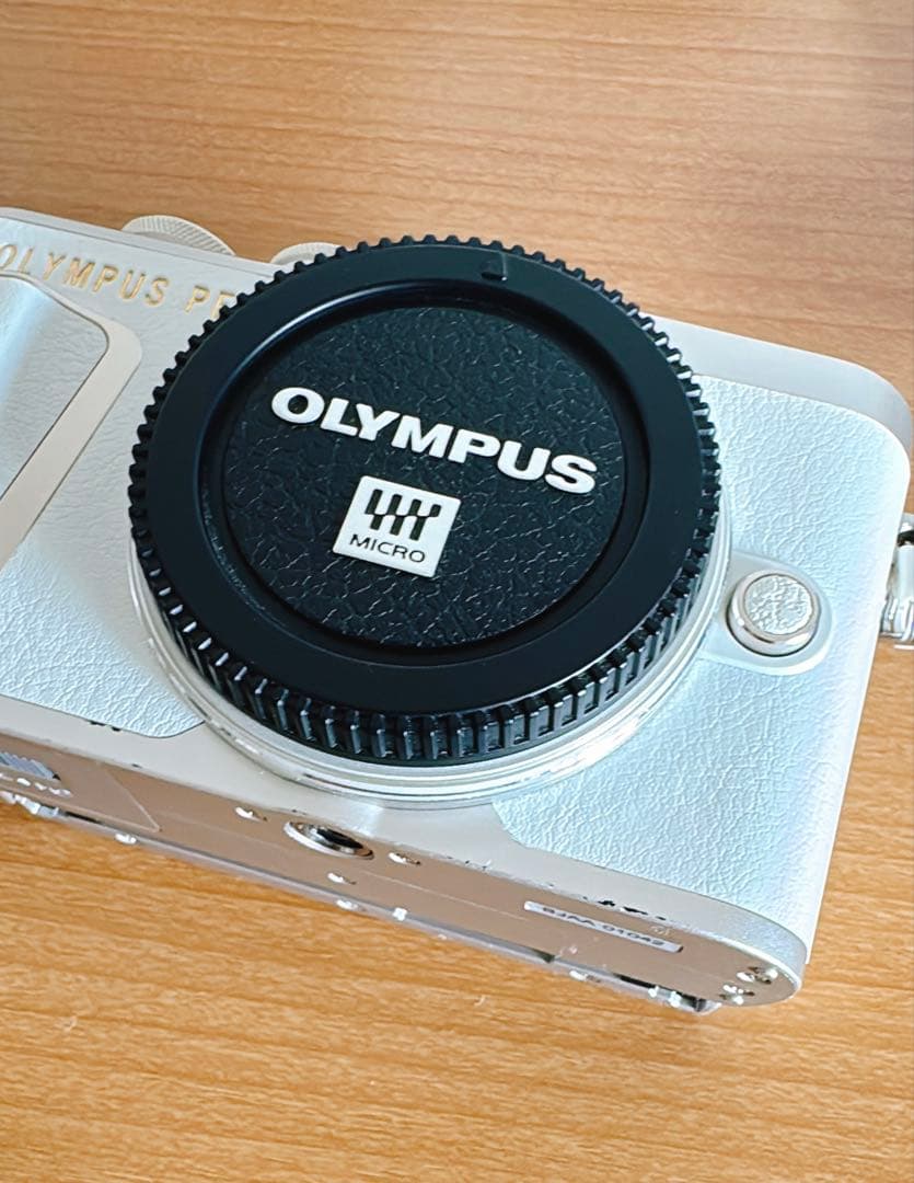 OLYMPUS E-PL10 ミラーレスカメラ