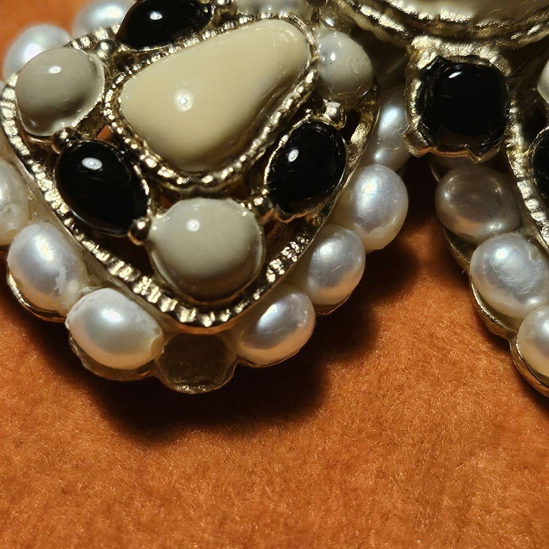 【壊れあり】CHANEL クローバー型ブローチ