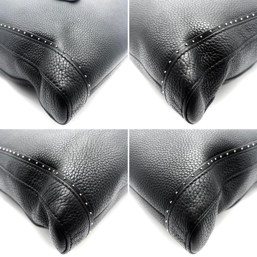 極美品 サルヴァトーレフェラガモ 2way ビジネスバッグ レザー スタッズ 黒