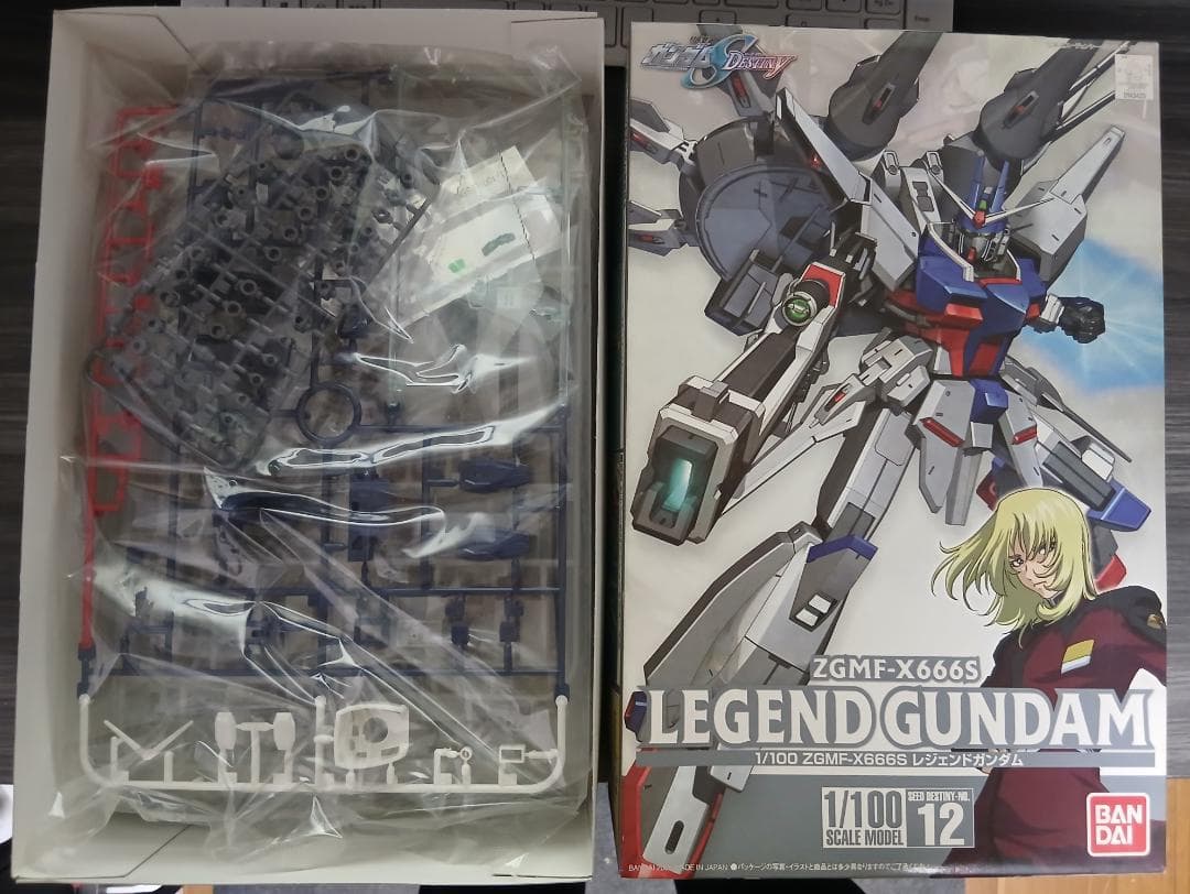 注意　【りょうさま専用価格】1/100＆HG　ガンプラ 12点