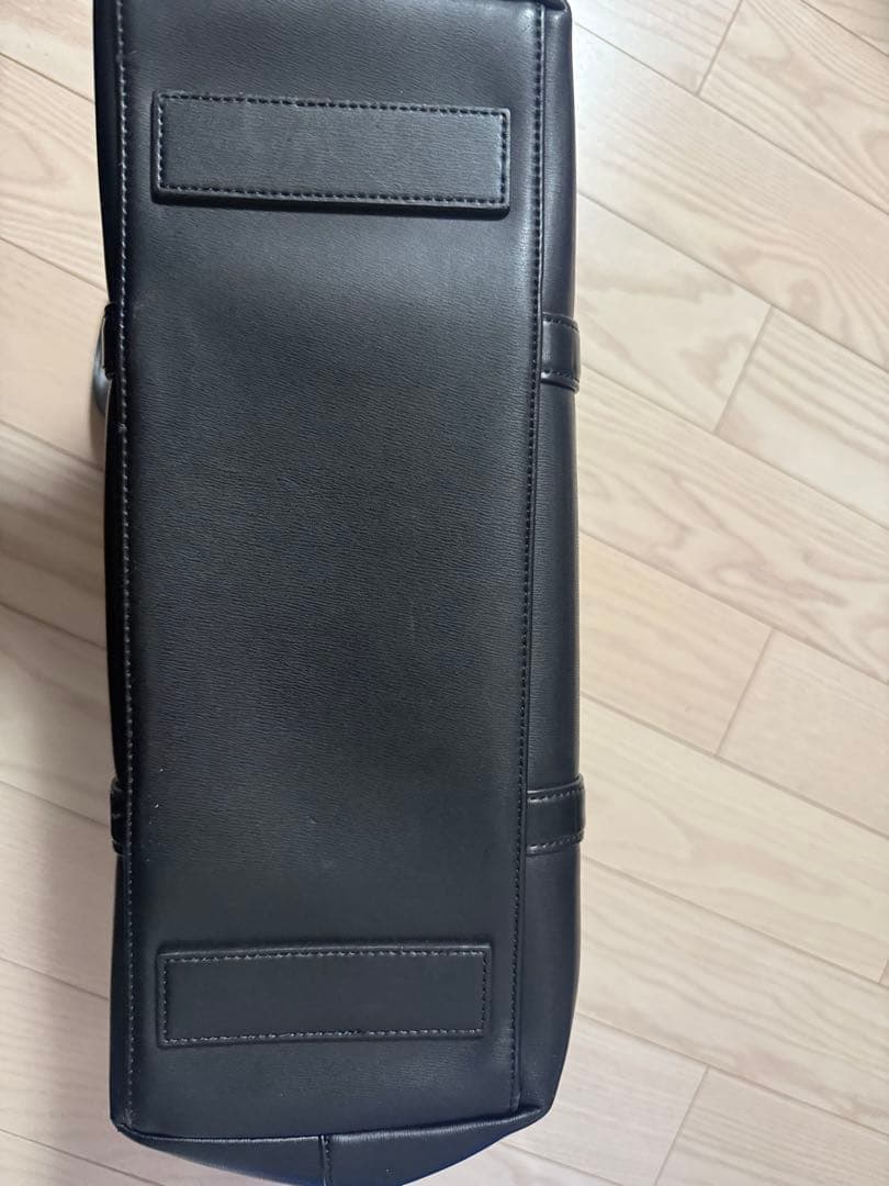 Paul Smith PSN224 シティエンボスシリーズ ビジネスバッグ