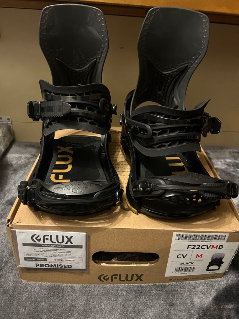 FLUX 21-22 CV バインディング　Mサイズ