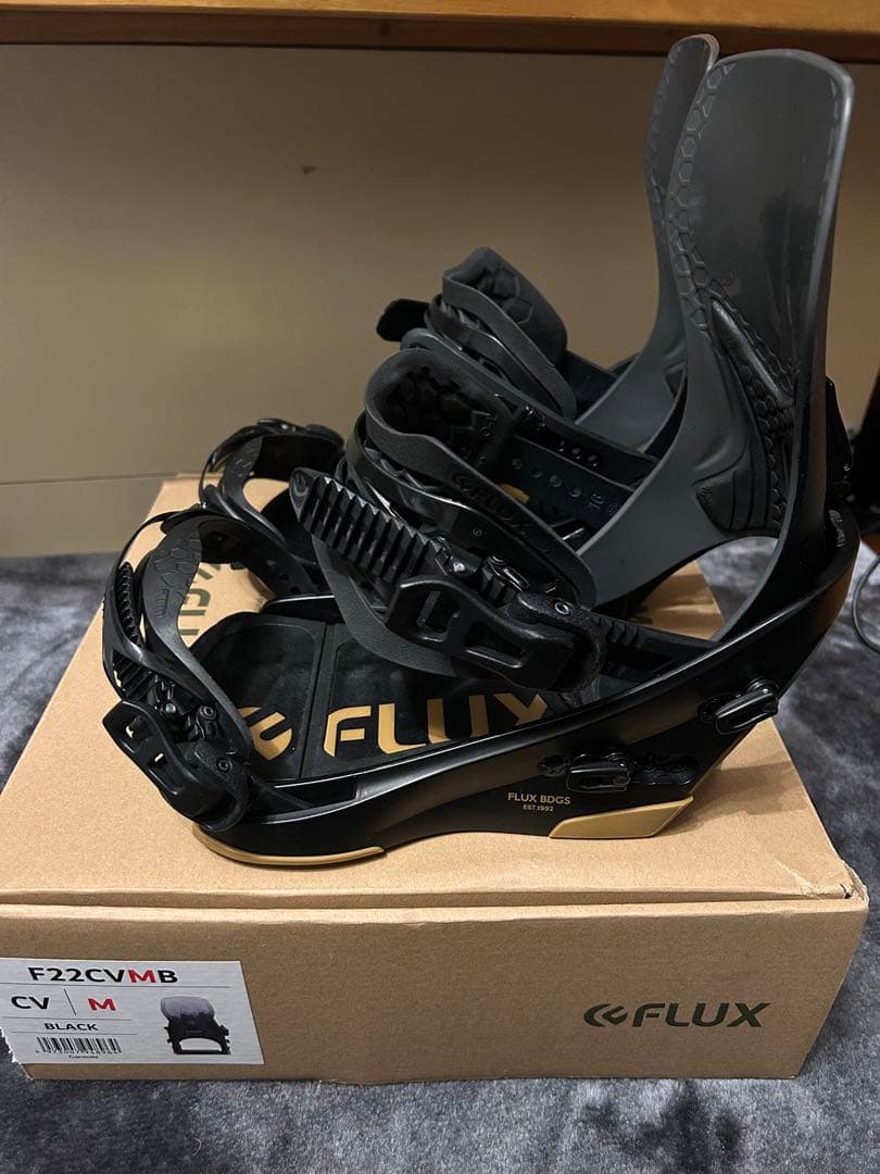 FLUX 21-22 CV バインディング　Mサイズ