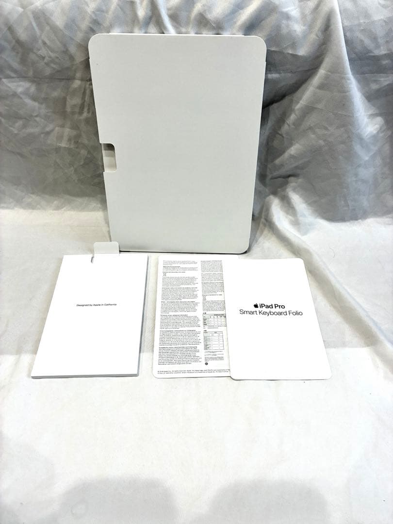 Apple 11インチiPad Pro Smart Keyboard Folio