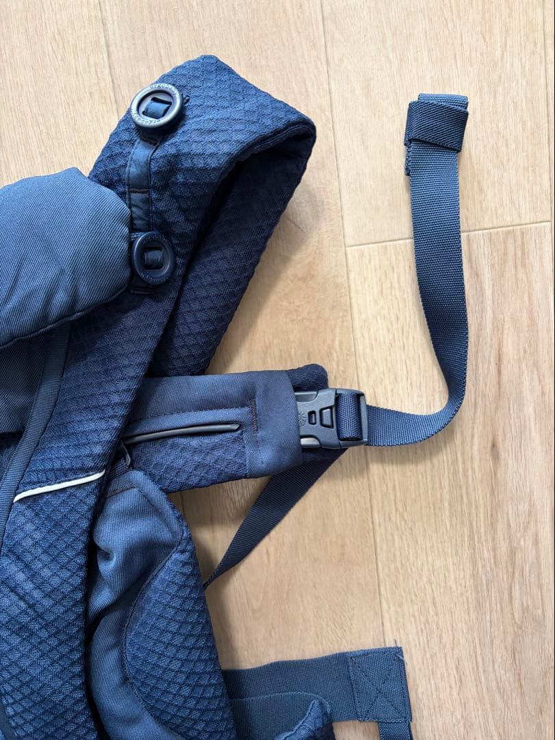 【エルゴ Ergobaby】オムニブリーズ ミッドナイトブルー 紺色