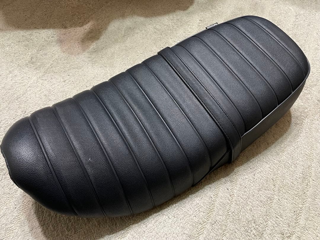 Gクラフト DAX125用　段付きシート (32811)